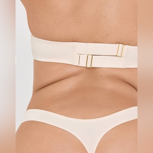 WHEREWITHAL The EveryWhere Underwire Front Closure Strapless Bra - Picture 3 of 15